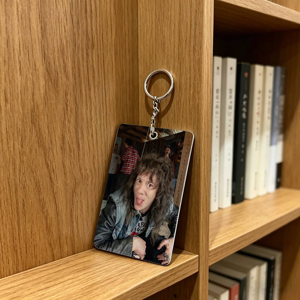 aktör J-Joseph Quinn Kedi Roze - Leatherwork Keychain incelemesi ve fiyatı