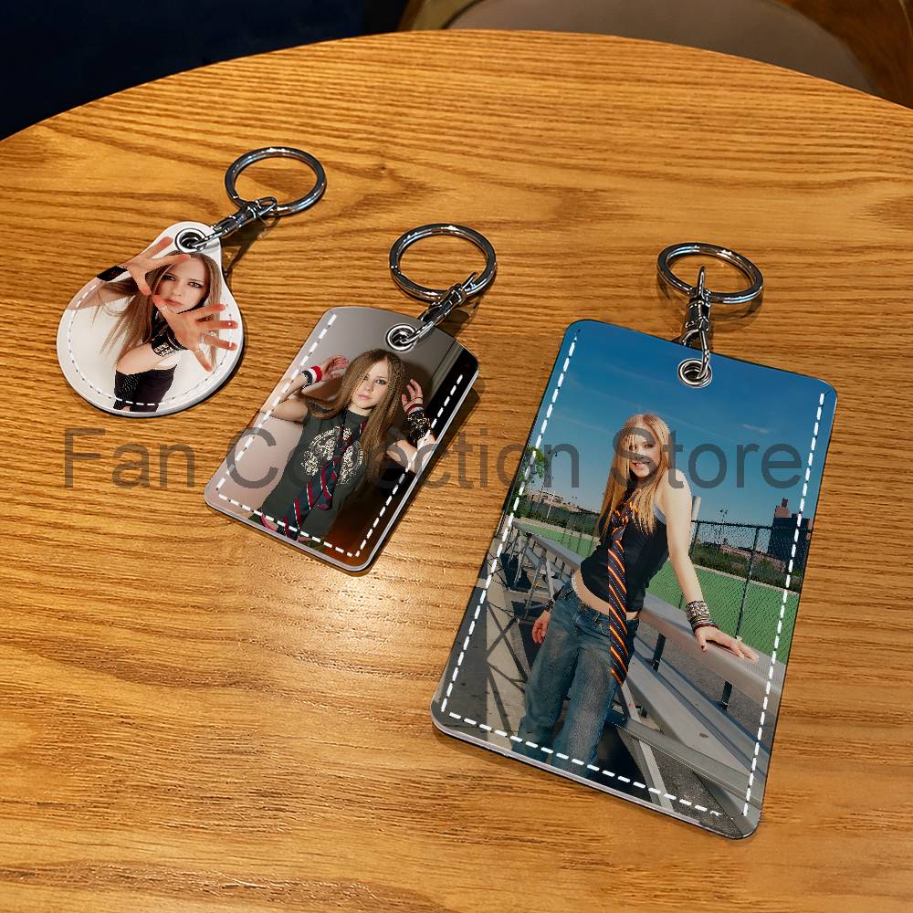 Şarkıcı A-Avril Tutucu Anahtar - Leatherwork Keychain incelemesi ve fiyatı